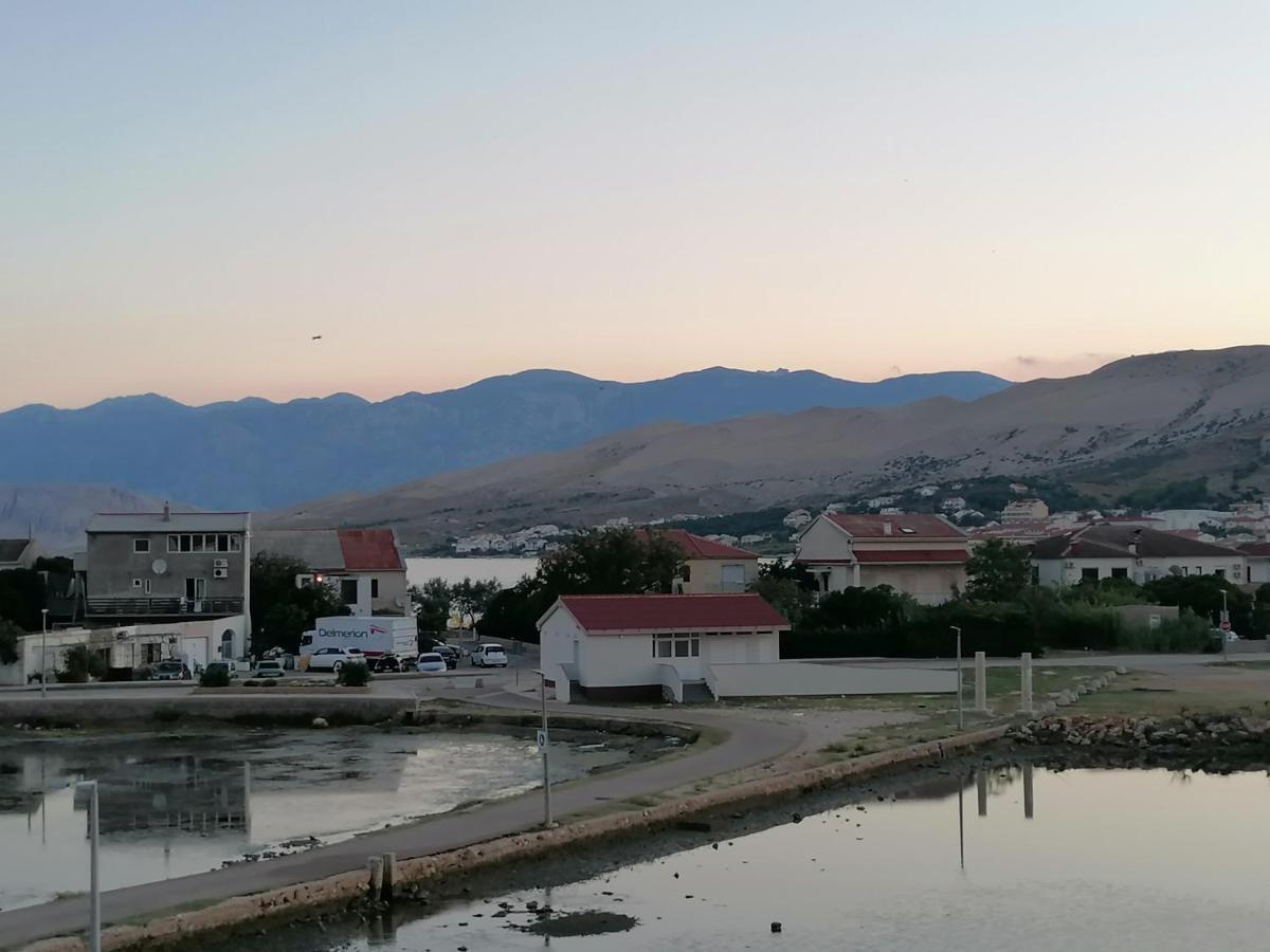Apartmani Rija 3 Pag Town Dış mekan fotoğraf