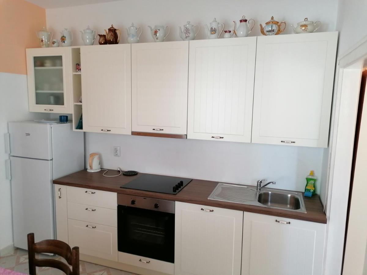 Apartmani Rija 3 Pag Town Dış mekan fotoğraf